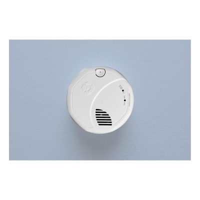 BRK 1046815 First Alert Photoelectric Interconnected Wireless Smoke & CO Alarm with Voice Location