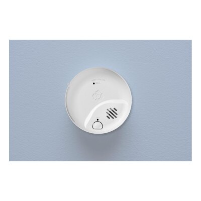 BRK Interconnect Hardwired Smoke & CO Alarm With 10-Year Battery Backup